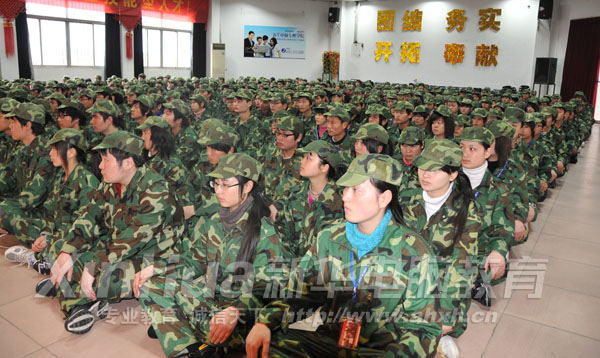 ܊Ӗ�ӆT����F��һƬ�ϙ�G