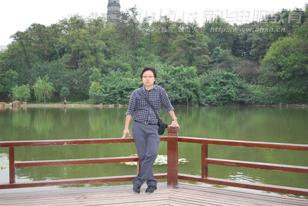 �Ϻ���Ⱥ��Ϣ���g���޹�˾�����X��