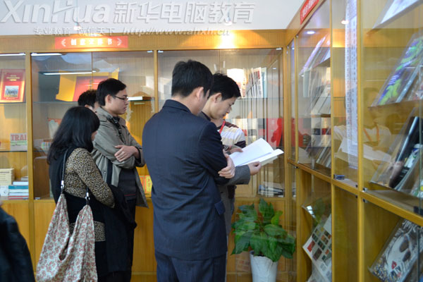 �������A��X���ތWԺ���텢�^ӡˢչ����